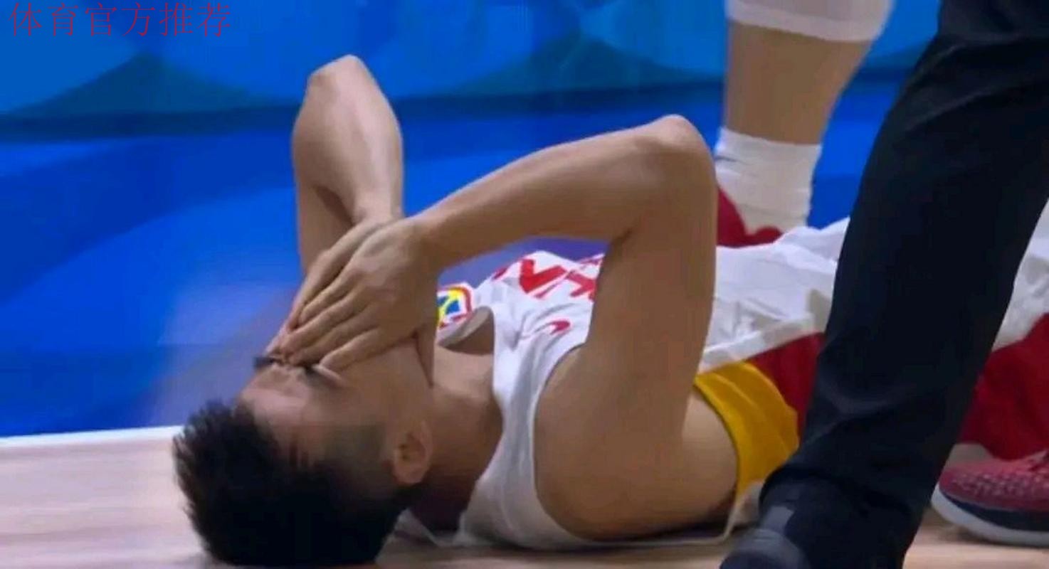 李凯尔投篮4中0得到0分1篮板2助攻,正负值全场最低-20 李凯尔投篮4中0得到0分1篮板2助攻,正负值全场最低-20